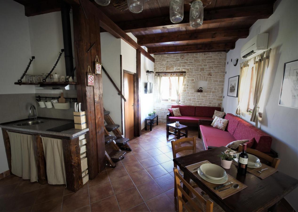 Apartments Oliva Fiorini Luaran gambar